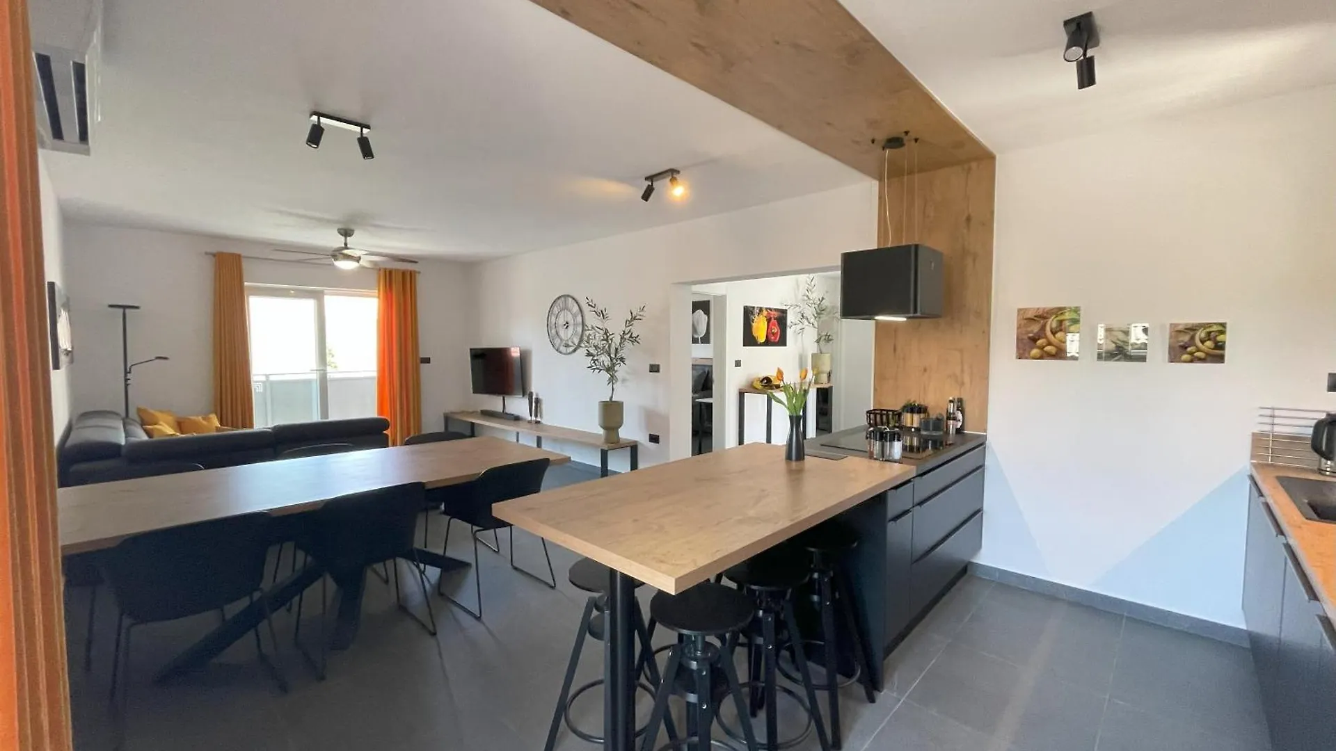 Valkane Beach Apartments Pula 0*,